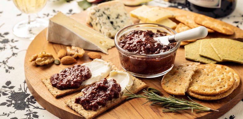 ”ドライいちじくとくるみのパテ"