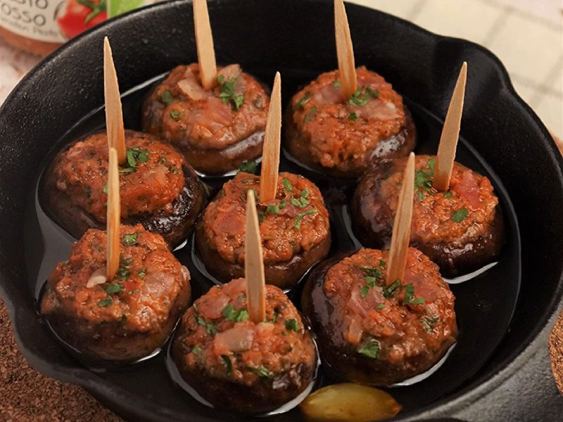 アヒージョとペストロッソ